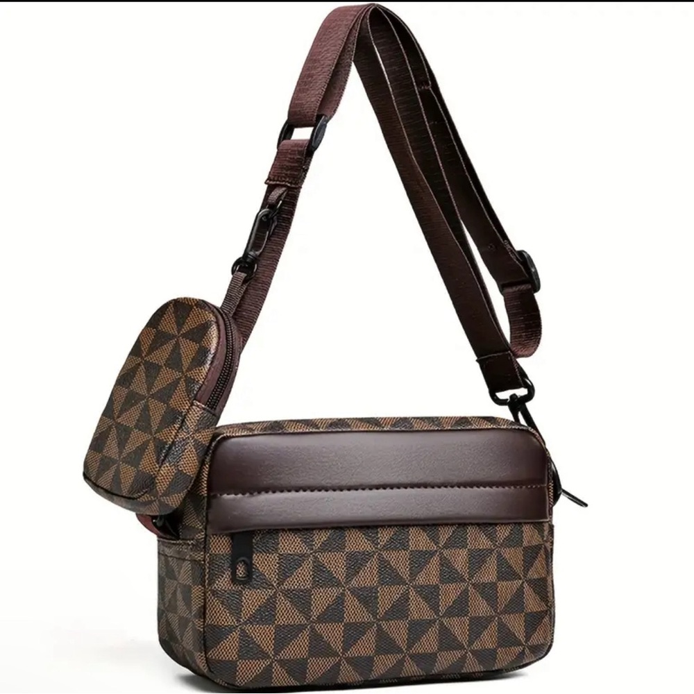 NWT! (Brown ) Trendy Retro Crossbody Bag - Adjustable Strap, Faux Leather.